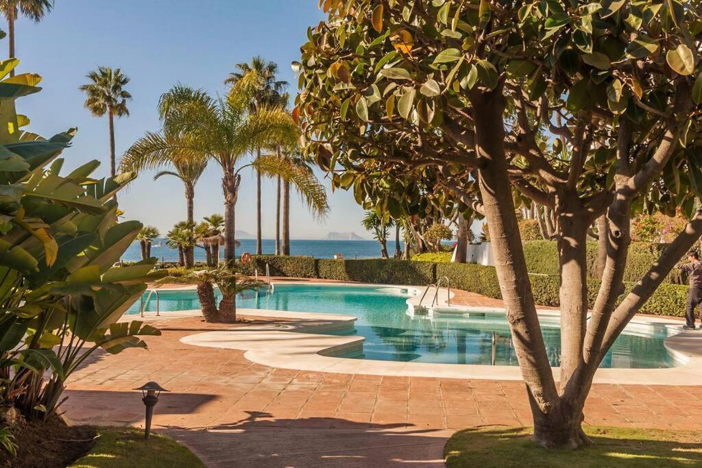 Alcazaba Beach Apartment Estepona Eksteriør bilde